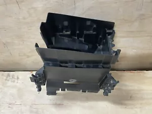 OEM VW Volkswagen Passat Beetle Jetta Fuse Box Bracket 5C0-907-361-G GENUINE - Picture 1 of 5