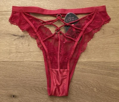 Hunkemöller Private Collection High Waist Brazilian Slip Gr. M rot sexy Dessous - Bild 1 von 3