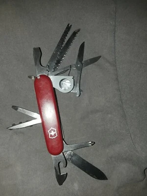 Navaja suiza Victorinox Officer Suisse 15 herramientas estuche de cuero + lupa 91 mm Foto 1 de 4