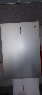 Samsung Galaxy Chromebook Go 14" (64GB eMMC, Intel Celeron N, 2,80 GHz, 4GB)... - Immagine 1 di 4
