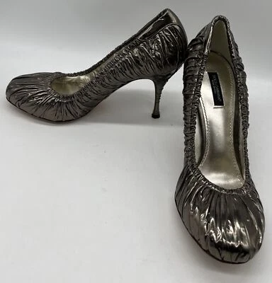 Zapatos de salón Dolce&Gabbana metálicos acanalados charol punta cerrada talla 39,5  Foto 1 de 4