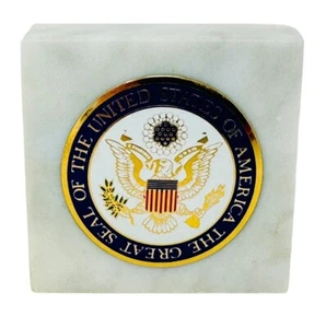 2” SQUARE THE GREAT SEAL OF THE UNITED STATES, MARBLE, BRASS & ENAMEL PAPERWT. - Picture 1 of 6