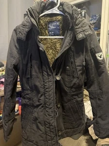 Woman’s American Eagle Outfitters Sherpa Lined Jacket With Hood Size XS - Picture 1 of 8