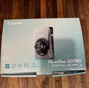 EXCELLENT CANON POWERSHOT SD750 DIGITAL ELPH CAMERA BUNDLE COMPLETE IN BOX - Picture 1 of 9