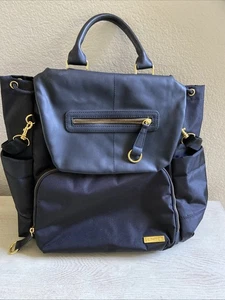 Zaino borsa pannolini Skip Hop Forma GRANDE NERO ORO FERRAMENTA più tasche - Foto 1 di 11