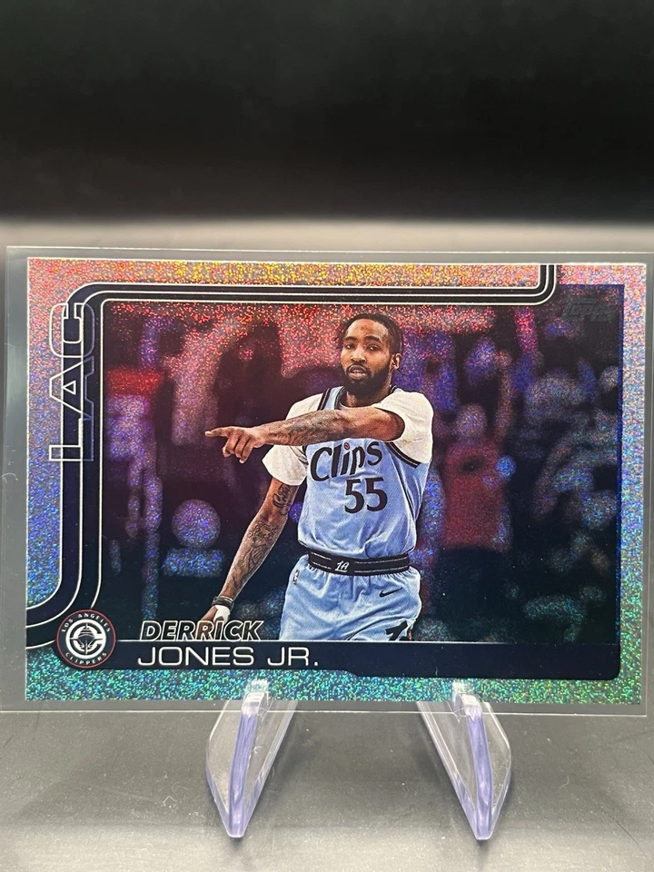 2025-26 Topps Basketball - #148 Derrick Jones Jr Season Tip Off Sand Glitter LAC - Image 1 of 1