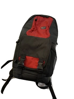 Lowepro Fastpack 100 DSLR Camera Backpack  Black Red (Accessible While Wearing) - Image 1 of 4