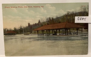 1950 LEER PA. LUGAR PÚBLICO DE PATINAJE SOBRE HIELO PARQUE DE LA CIUDAD CONDADO DE BERKS POSTAL RARA - Imagen 1 de 2