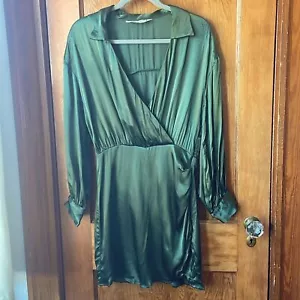 Zara Emerald Green Satin Long Sleeve Mini Dress - Picture 1 of 3