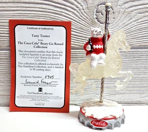 The Hamilton Collection Coca-Cola "Beary-Go-Round "Tasty Trotter" Figur #945 - Bild 1 von 4