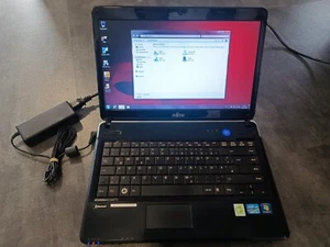Fujitsu Lifebook Notebook Laptop LH531  i7-2410M 2.3GHz - Bild 1 von 13
