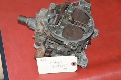 Carburador de motor Oldsmobile 350 Rochester QUADRAJET 7028250 MF 1968 núcleo de carburador  Foto 1 de 4