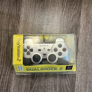 Sony PlayStation 2 PS2 Dualshock 2 Controller Argento Satinato NUOVO Sigillato - Foto 1 di 7