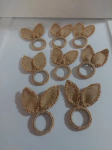 Anillos de servilleta con cuentas y lona de colores naturales con orejas de conejo (juego de 8) - Imagen 1 de 4