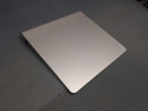 Apple Magic Trackpad A1339 Wireless Bluetooth Multi-Touch TESTED - Photo 1/4