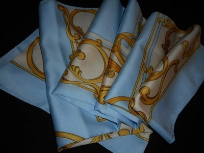 Bufanda vintage azul dorado blanco hecha en Italia 30" Foto 1 de 4