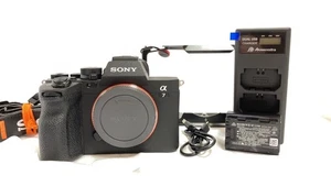 Sony a7 IV ILCE-7M4【Near Mint】【From Japan】【1dayshipping】9277shoot - Picture 1 of 15