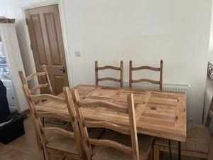 Dinning Table And 6 Chairs Solid Oak In Excellent Condition. - Picture 1 of 4
