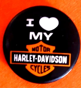 HARLEY DAVIDSON Motorcycles - 1980 promotional button for Harley Rider Lovers - Picture 1 of 1