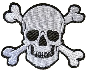 Skull & Crossbones Patch, Skull & Crossbones Embroidered Iron On Patch - Picture 1 of 1