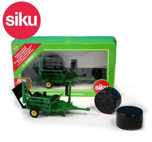 SIKU NO.2266 1:32 GREEN ROUND BALE WRAPPER WITH 2 BLACK BALES Dicast Model / Toy - Picture 1 of 1