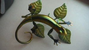 Metal lizard on a branch, table top, home decor - Picture 1 of 7