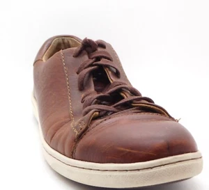 Born Causal Footwear Distressed Leather Tennis Shoe Lace Up Closed Toe Size 9.5 - Picture 1 of 11