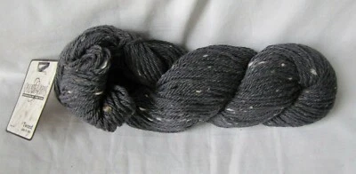 Cascade Tweed yarn - Superfine Alpaca Peruvian wool. Color: Dark grey #7618 - Image 1 of 3