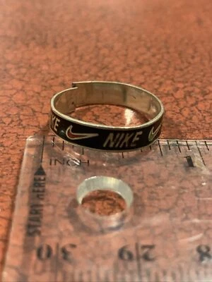 Anillo Promocional Nike Raro Esmalte Plata Esterlina 925 Firmado Años 70 De Colección COMO ESTÁ Foto 1 de 4