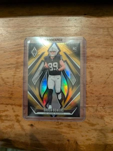 2024 Panini Phoenix - Rookies Brock Bowers #165 Gold Fade /125 (RC) - Bild 1 von 2