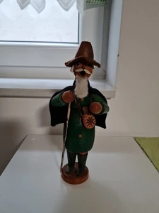 Räuchermännchen aus dem Erzgebirge sucht neues zu Hause - Bild 1 von 4