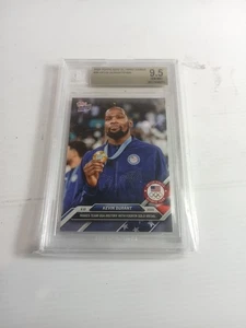 2024 Topps Now Kevin Durant Olympic Card #28 – USA History 4th Gold Medal - Picture 1 of 6