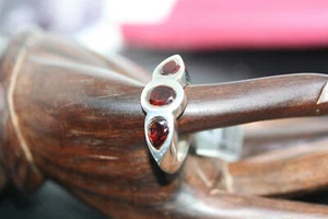 Moderner Designer 925 Sterling Silber 2,4 ct Drei Steine Granat Damen Ring Gr. 7 - Bild 1 von 12