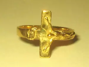 14K Yellow Gold Crucifix Cross Ring 2.3 Grams SZ 7 FREE SIZING! - Picture 1 of 4