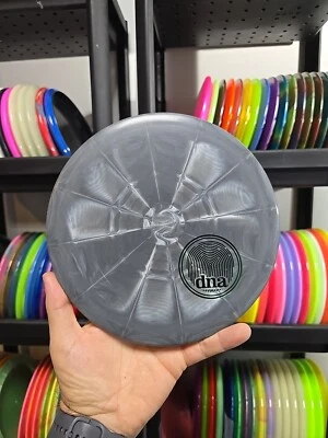 Discmania Discs Exo Hard Vapor MD5 174g #4 Disc Golf Approach Red Box Dna - Image 1 of 4