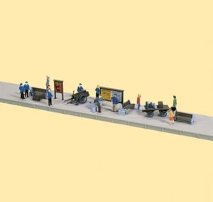 11339 Auhagen HO Zubehör Für Bahnsteig Station Mit Figuren Maßstab 1:87 - Bild 1 von 2