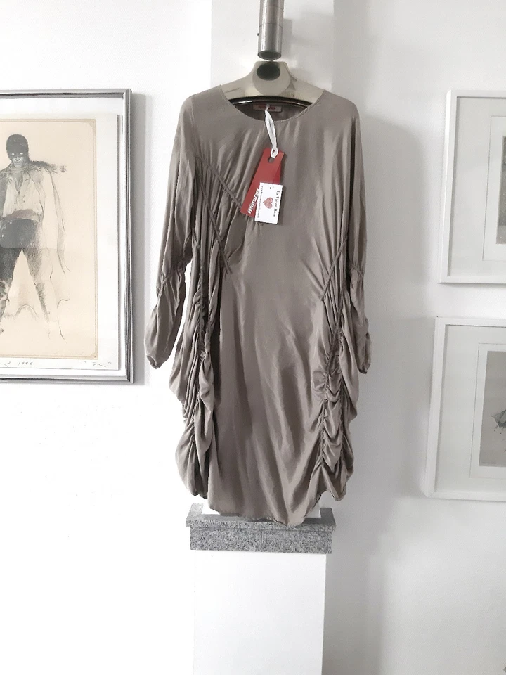 Cocon Commerz Privatsachen Kleid reine Seide! WANDLELMANDEL SILK DRESS One Size  - Bild 1 von 4