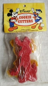 Vintage Disney Character Cookie Cutters Pluto Donald Duck Made in USA Disneyana - Foto 1 di 4