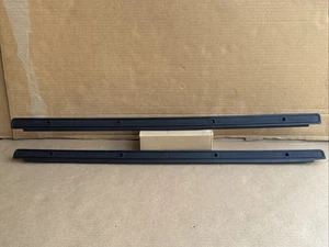 1993 CHEVROLET S10 DOOR SILL STEP TRIM BLACK COLOR VERY CLEAN - Picture 1 of 21