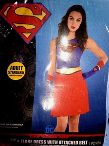 dc super niña vestido entallado y acampanado con accesorios cinturón adulto - Imagen 1 de 2