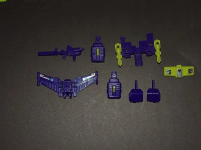 TRANSFORMERS G1 DEVASTATOR COMBINER ACCESSORIES DECEPTICON  VINTAGE ORIGINAL - Image 1 of 2