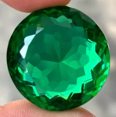 AAA+ Large Green Emerald 87.15 CT Round Cut Loose Gemstone Ring for Gift Women - Image 1 of 4