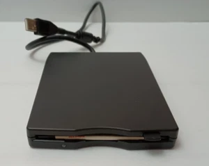 TESTED TEAC 3.5" EXTERNAL USB FLOPPY DRIVE FD-05PUW - Picture 1 of 4