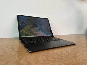 Microsoft Surface Laptop 3 13.5" - i5-1035G7 - 8GB RAM - 512GB SSD *CRACK* - Picture 1 of 8