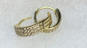 .925 Sterling Silver Gold Toned Cubic Zirconia Small Hoop Earrings - Imagen 1 de 4