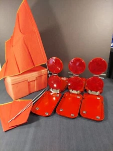 Miro Flare 18-PF Straßenreflektoren 3er Set mit Fahnen & Koffer Vintage  - Bild 1 von 22