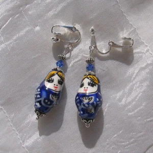 Boucles d'oreilles clips / dormeuses MATRIOCHKA SAPHIR sans nickel Swarovski - Picture 1 of 3