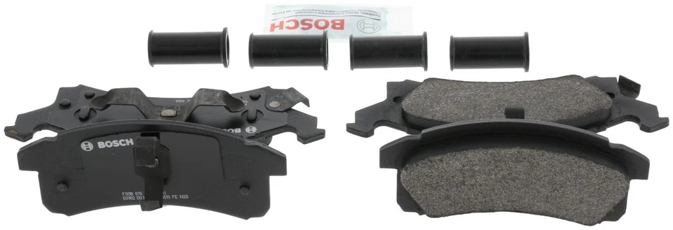 Pastillas de freno delanteras semimetálicas QuietCast Bosch 1992-1994 Pontiac Sunbird Foto 1 de 4