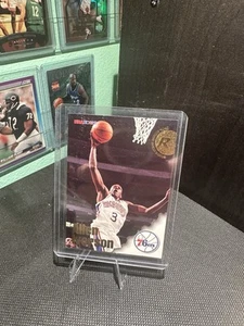 1996-97 Hoops Allen Iverson RC Philadelphia 76ers #295 - Bild 1 von 2