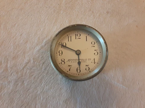 Antique The Minneapolis 8 Day 7 Jewel Model 77 Clock Cover